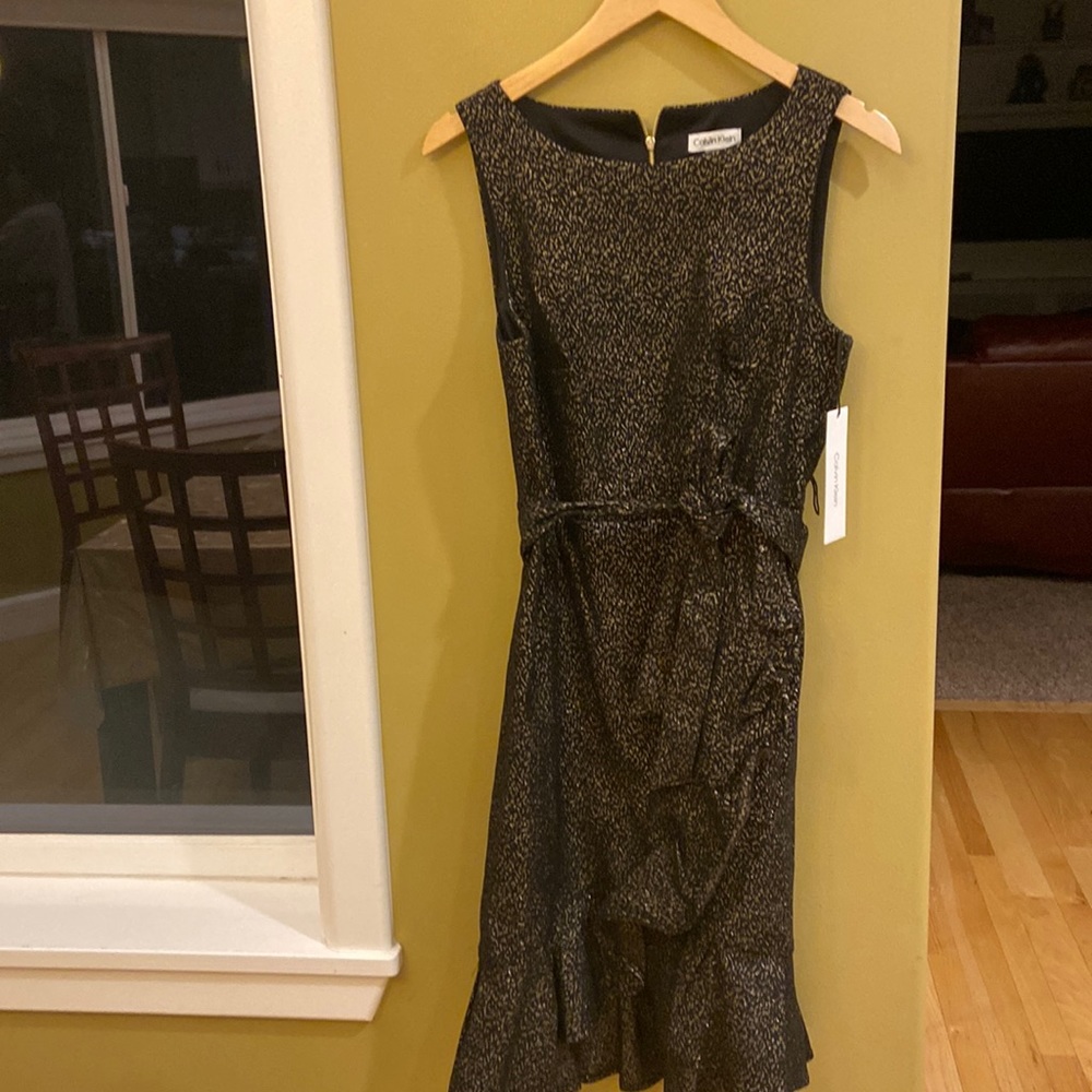 NWT CALVIN KLEIN GORGEOUS MIDI DRESS